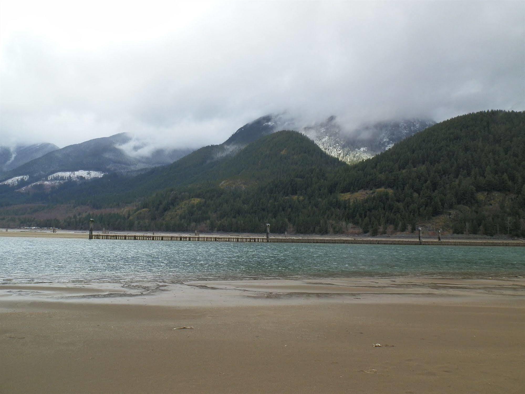Harrison Hammond House Farmstay Harrison Mills ภายนอก รูปภาพ